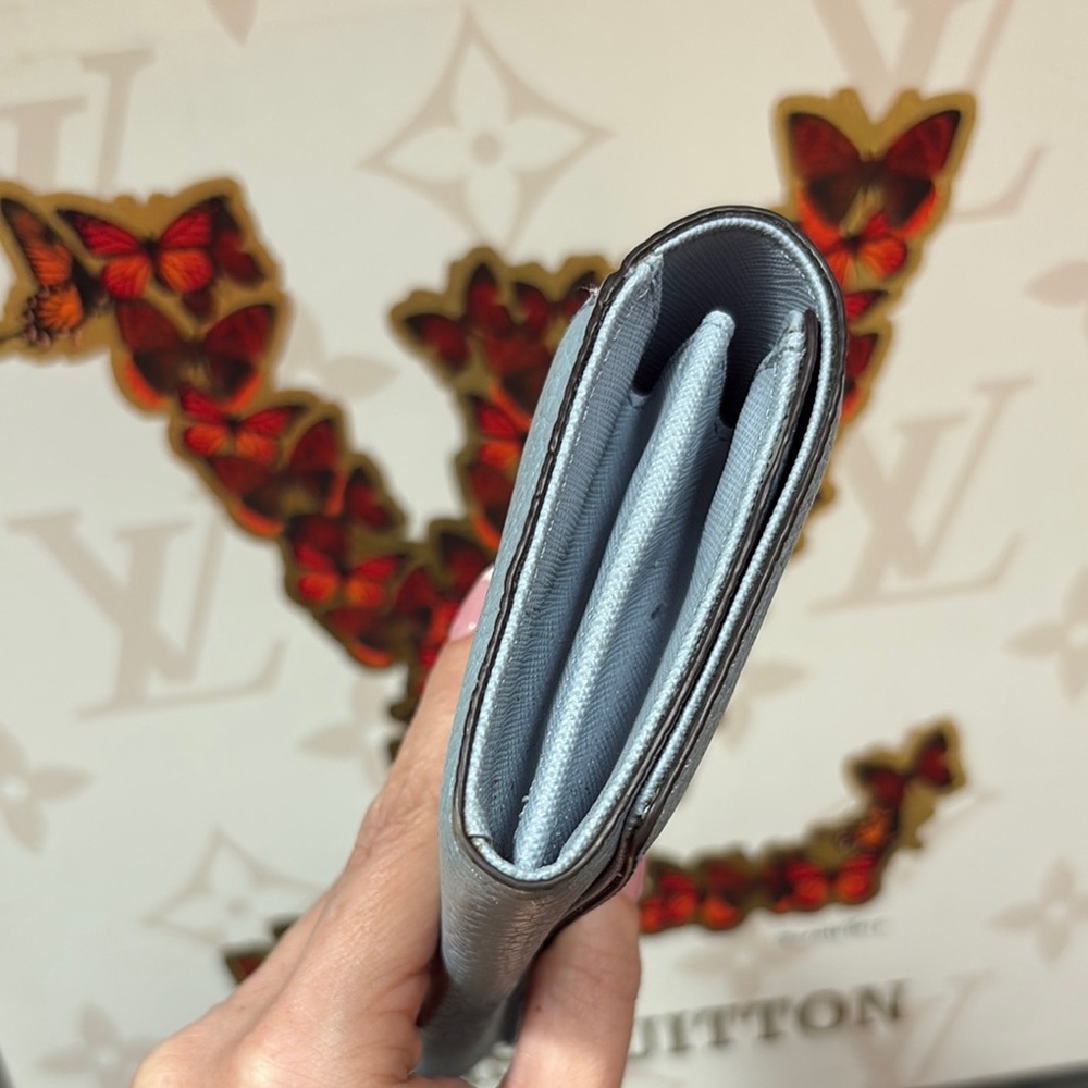 Michael Kors Fulton Flap Leather Wallet - Picture 4 of 11